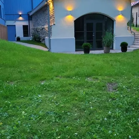 Korter Lossipargi Sviit *